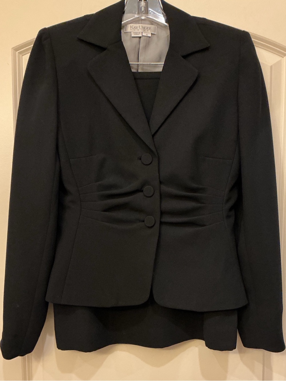 Kay Unger New York Black 2 pc Blazer Jacket & Skirt Set Vintage Career US 4